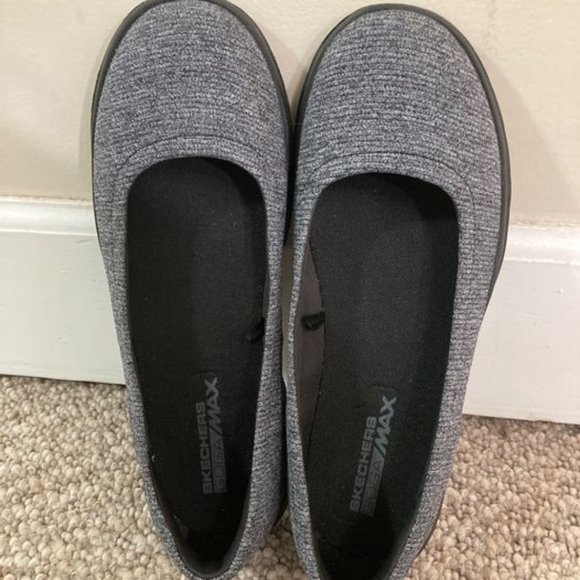 Sketchers Flats (Heather Grey) - Womens US 8 - Picture 2 of 6